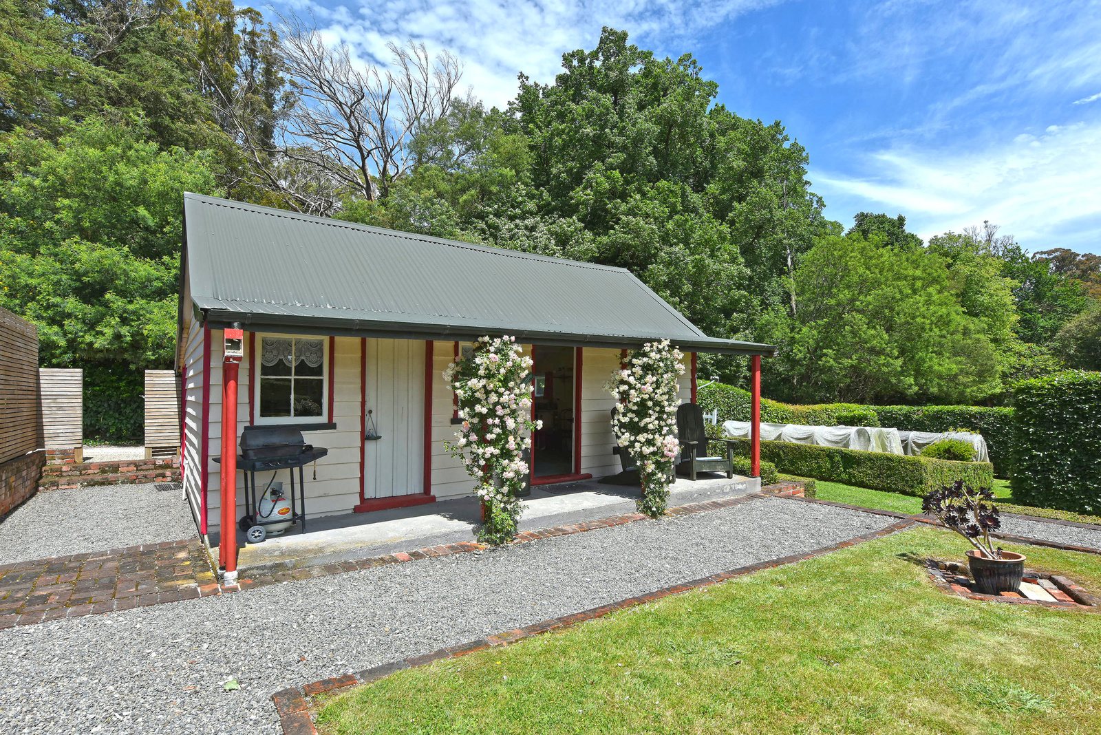 Ica Whare one-bedroom cottage